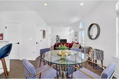974 Summit Ave #401, Jersey City, NJ 07307 - Photo 10