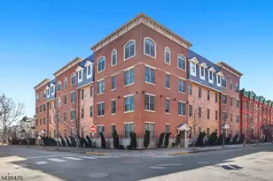 974 Summit Ave, Jersey City, NJ 07307 - Photo 6