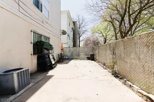 468 Irvine Turner Blvd, Newark, NJ 07108 - Photo 46
