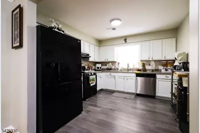 468 Irvine Turner Blvd, Newark, NJ 07108 - Photo 8