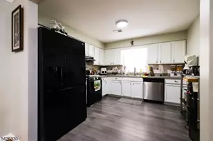 468 Irvine Turner Blvd, Newark, NJ 07108 - Photo 8