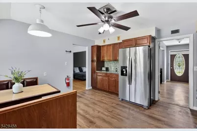 19 Partridge Rd, Hillsborough Township, NJ 08844 - Photo 10