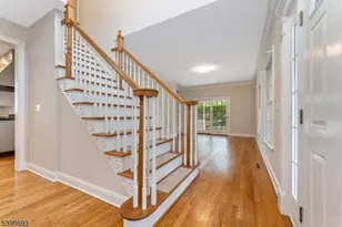 15 White Oak Dr, Union Township, NJ 08802 - Photo 4