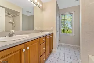 15 White Oak Dr, Union Township, NJ 08802 - Photo 22