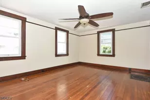 36 Hines Ave, Mahwah, NJ 07430 - Photo 4