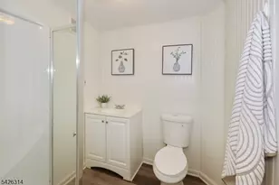 196 Worth St, Woodbridge Township, NJ 08830 - Photo 18