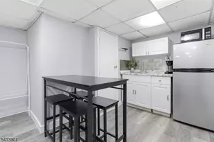 32 Cedar Ave, Elizabeth, NJ 07202 - Photo 10