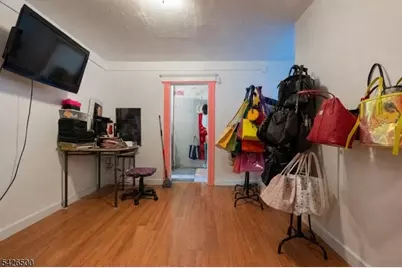 38 Eckert Ave, Newark, NJ 07112 - Photo 30