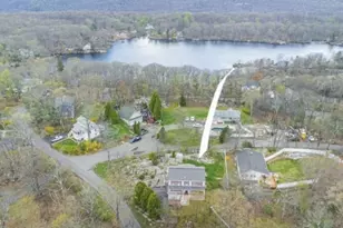 8 Papoose Trail, Hopatcong, NJ 07821 - Photo 4