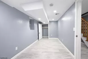 411 S 16th St, Newark, NJ 07103 - Photo 30