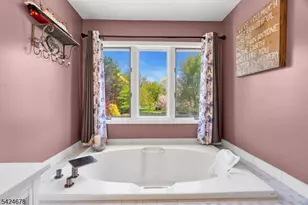 4 Oakley Knoll, Hillsborough Township, NJ 08844 - Photo 18