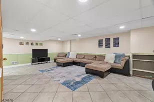 4 Oakley Knoll, Hillsborough Township, NJ 08844 - Photo 28