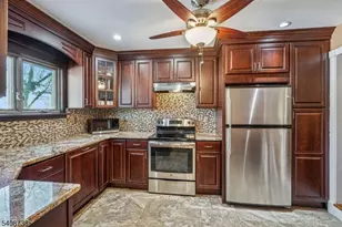 27 Espy Rd, Caldwell Boro Twp., NJ 07006 - Photo 6