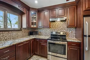 27 Espy Rd, Caldwell Boro Twp., NJ 07006 - Photo 8