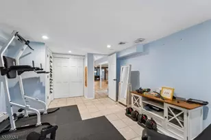 13 Skyline Dr, Warren Township, NJ 07059 - Photo 24