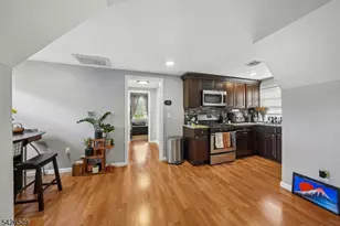 133 Franklin Ave, West Orange Township, NJ 07052 - Photo 6