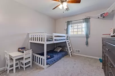 16 Crest Dr, Washington Township, NJ 07853 - Photo 22