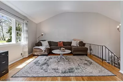 16 Crest Dr, Washington Township, NJ 07853 - Photo 14