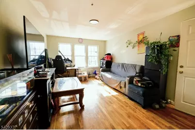 193 Renner Ave, Newark, NJ 07112 - Photo 4