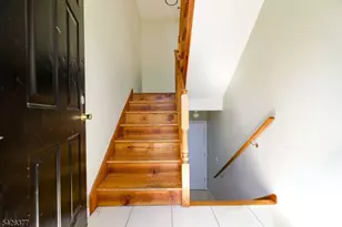 193 Renner Ave, Newark, NJ 07112 - Photo 2