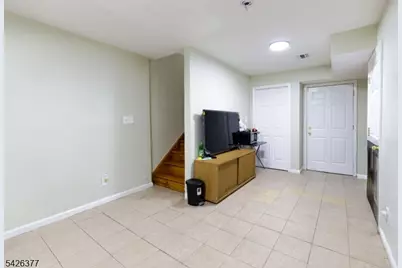 193 Renner Ave, Newark, NJ 07112 - Photo 12
