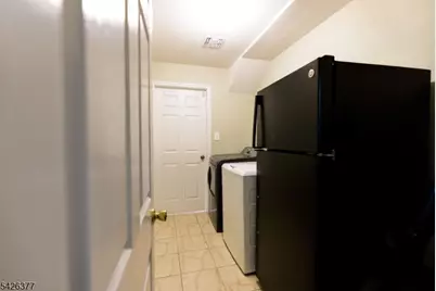 193 Renner Ave, Newark, NJ 07112 - Photo 16