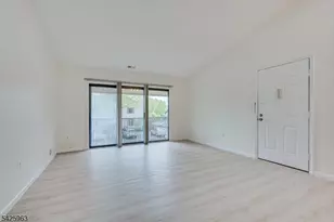 64 Taylor Dr, Franklin Township, NJ 08823 - Photo 6