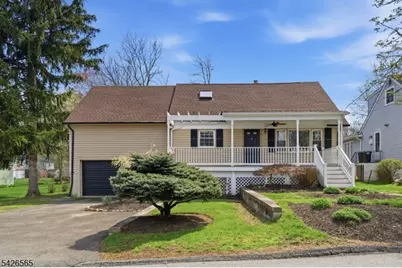 54 Richwood Pl, Denville, NJ 07834 - Photo 1