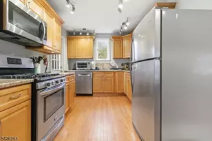 86 Hiawatha Blvd, Parsippany, NJ 07034 - Photo 4