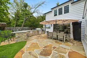 379 White Oak Ridge Rd, Millburn, NJ 07078 - Photo 28