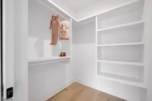 27 Feldman Ct, Paramus, NJ 07652 - Photo 30