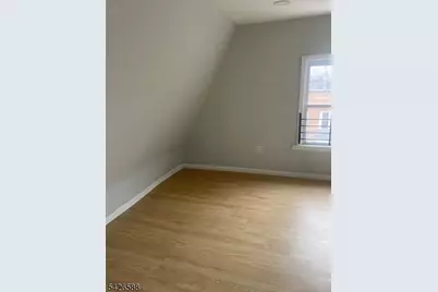 26 N 6th St, Newark, NJ 07107 - Photo 12