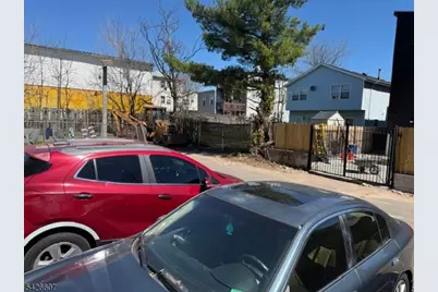 290 Bergen St #2, Newark, NJ 07103 - Photo 8