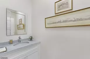 80 Claremont Rdunit, Bernardsville, NJ 07924 - Photo 16