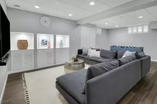 375 Up Mountain Ave, Montclair, NJ 07043 - Photo 36