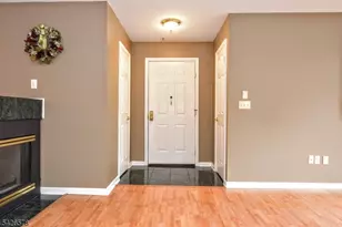 11 Collura Ln, Clifton, NJ 07012 - Photo 2