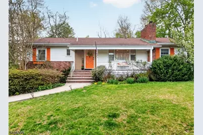 7 Squire Ln, Wayne, NJ 07470 - Photo 1