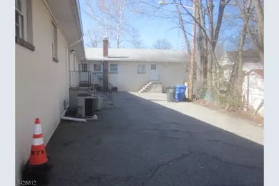676 Amboy Ave, Woodbridge Township, NJ 07095 - Photo 4