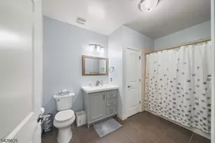104 E Elizabeth Ave, Linden, NJ 07036 - Photo 8