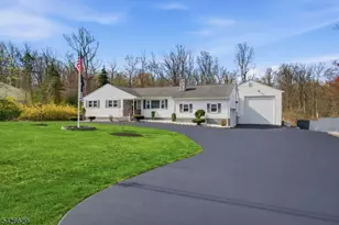 42 Schoolhouse Rd, Randolph Township, NJ 07869 - Photo 4