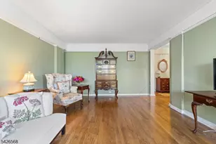 10 Crestmont Rd, Montclair Twp., NJ 07042 - Photo 12