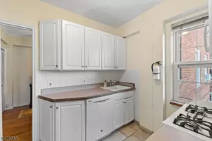 10 Crestmont Rd, Montclair Twp., NJ 07042 - Photo 18