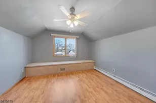 191 Pershing Rd, Clifton, NJ 07013 - Photo 20