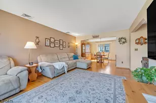 191 Pershing Rd, Clifton, NJ 07013 - Photo 6