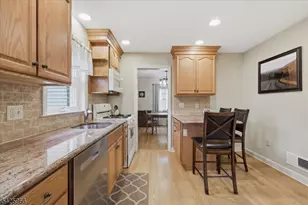 861 Liberty Ave, Union Township, NJ 07083 - Photo 18