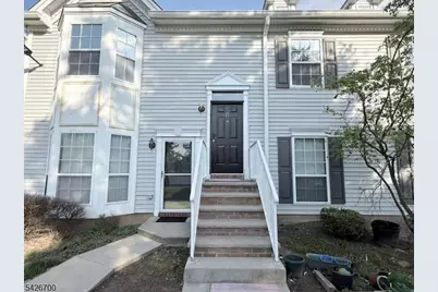 27 Columbus Dr, Franklin Township, NJ 08823 - Photo 1