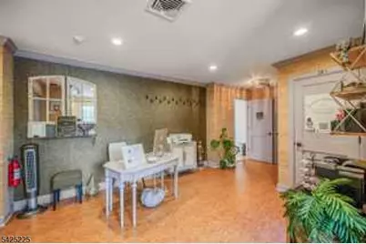 365 Franklin Ave, Wyckoff Township, NJ 07481 - Photo 2