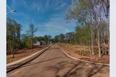 1 Juniper Pointe Trail, Green Brook Township, NJ 07059 - Photo 4