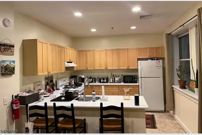 385 George St #2B, New Brunswick, NJ 08901 - Photo 4