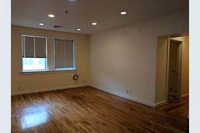 385 George St #2B, New Brunswick, NJ 08901 - Photo 18
